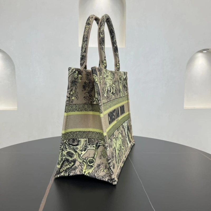 Dior Shopping Bags 4250I-0104
