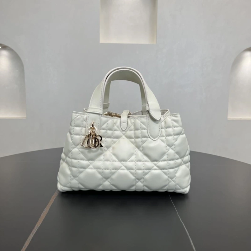 Dior Shopping Bags 4250I-0120