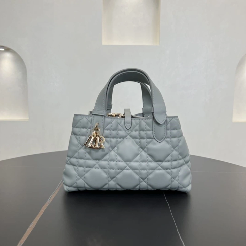 Dior Shopping Bags 4250I-0121