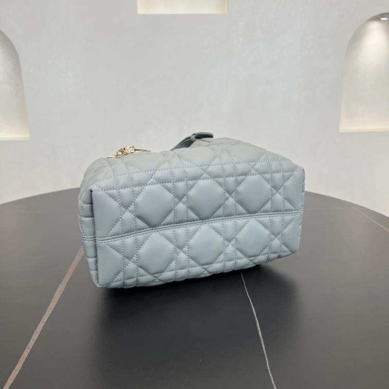 Dior Shopping Bags 4250I-0121