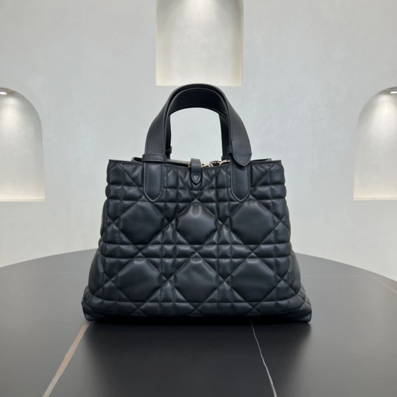 Dior Shopping Bags 4250I-0122