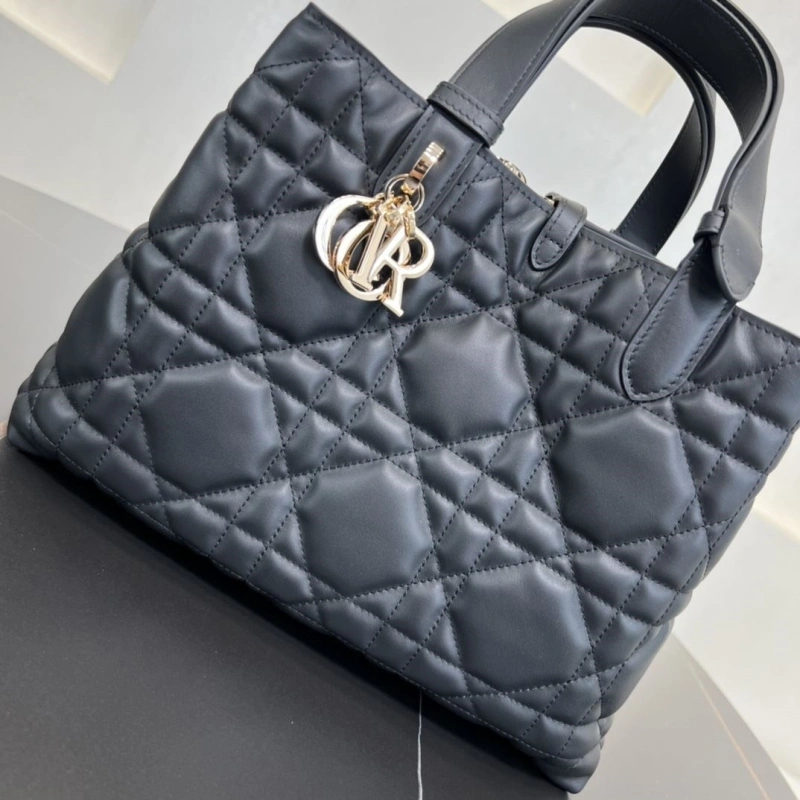 Dior Shopping Bags 4250I-0122