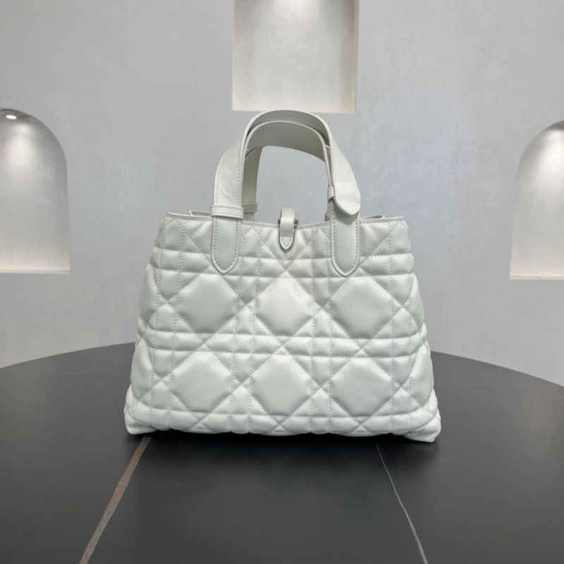 Dior Shopping Bags 4250I-0123