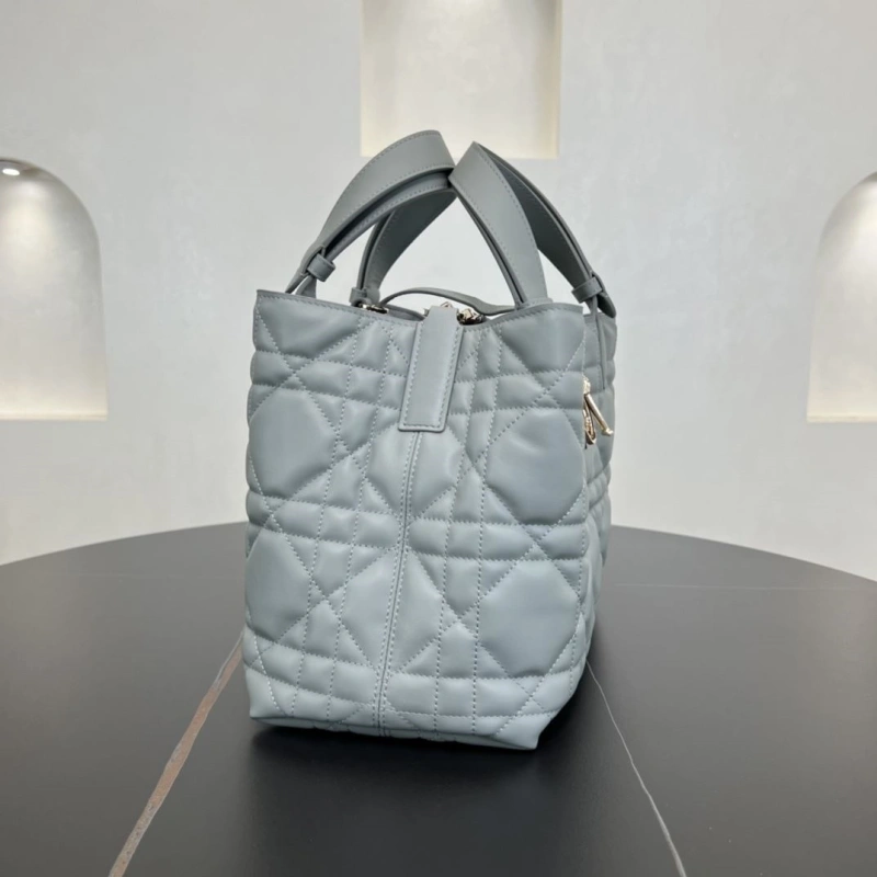 Dior Shopping Bags 4250I-0124