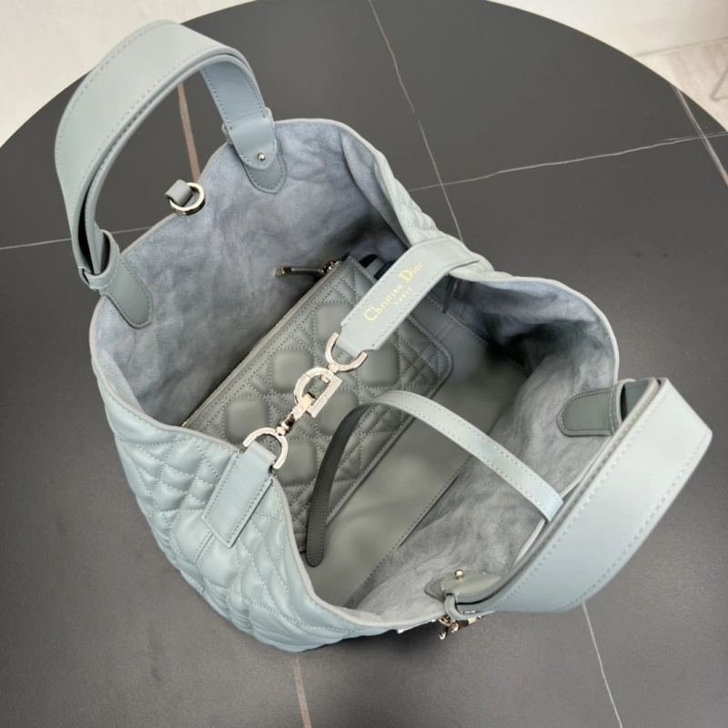 Dior Shopping Bags 4250I-0124