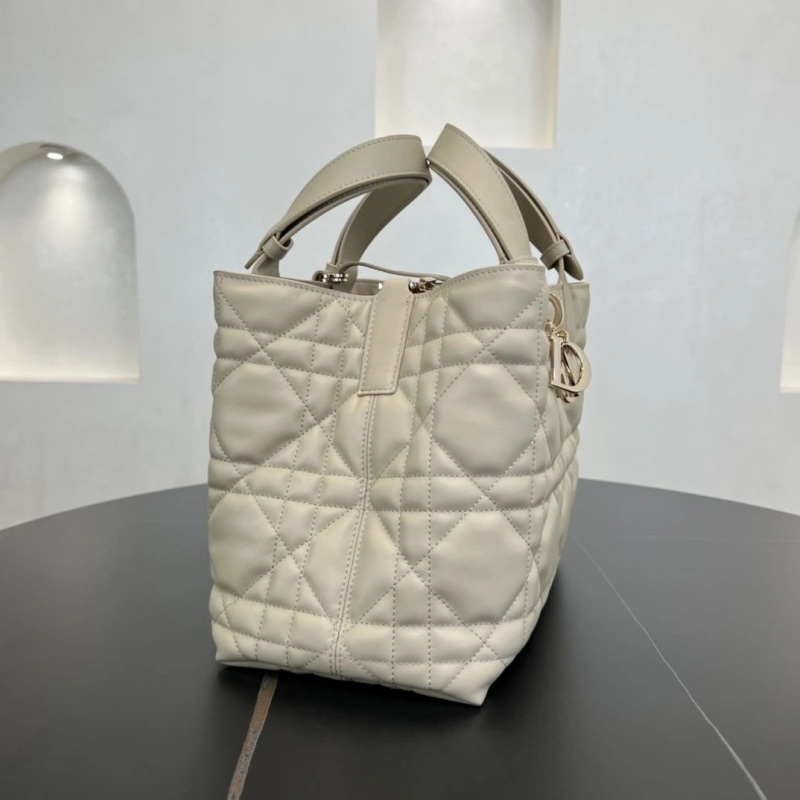 Dior Shopping Bags 4250I-0125