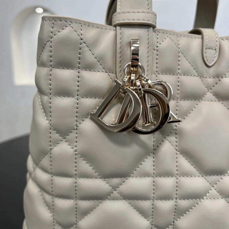 Dior Shopping Bags 4250I-0125