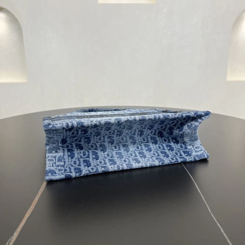 Dior Shopping Bags 4250I-0126