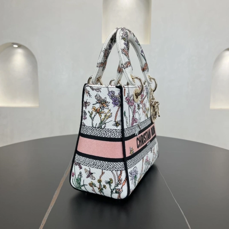 Dior Shopping Bags 4250I-0137