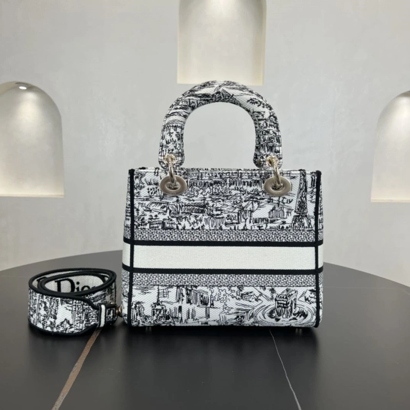 Dior Shopping Bags 4250I-0138