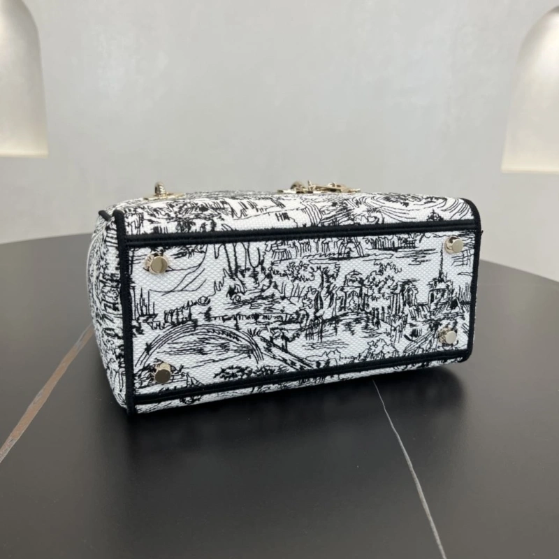 Dior Shopping Bags 4250I-0138