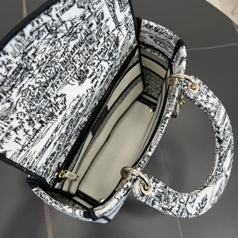 Dior Shopping Bags 4250I-0138