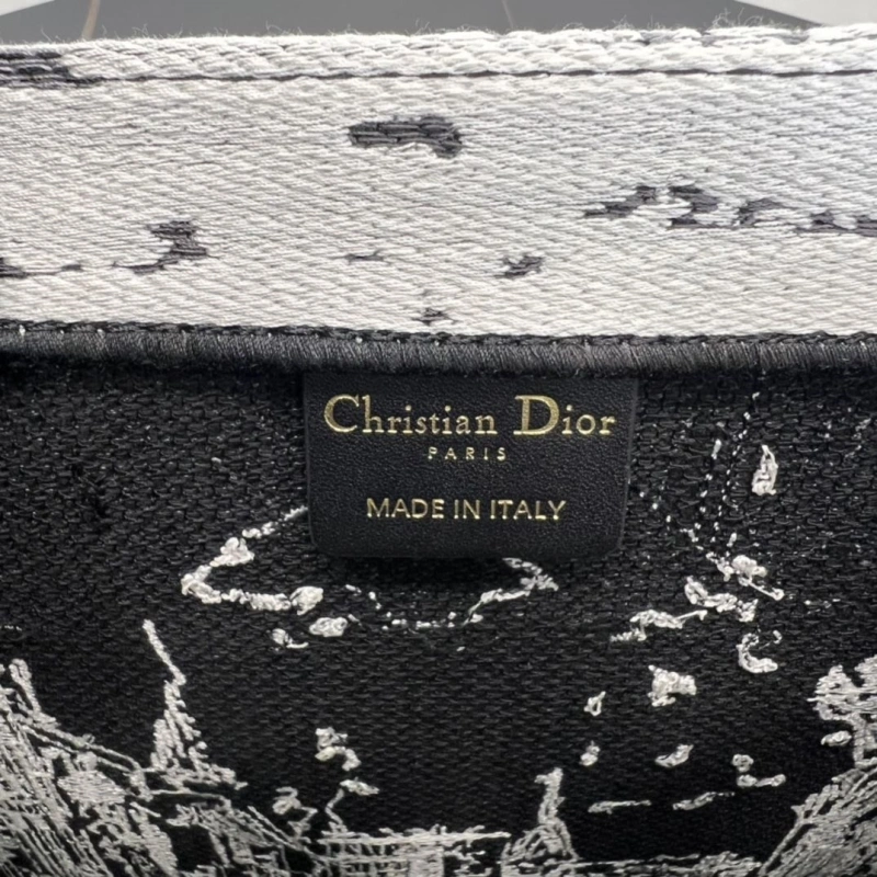 Dior Shopping Bags 4250I-0139