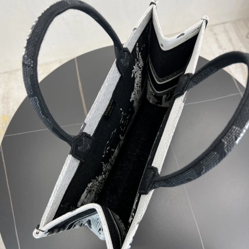 Dior Shopping Bags 4250I-0141