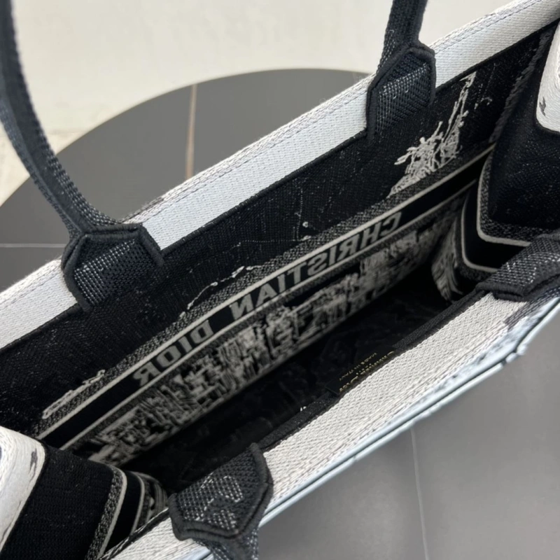 Dior Shopping Bags 4250I-0141