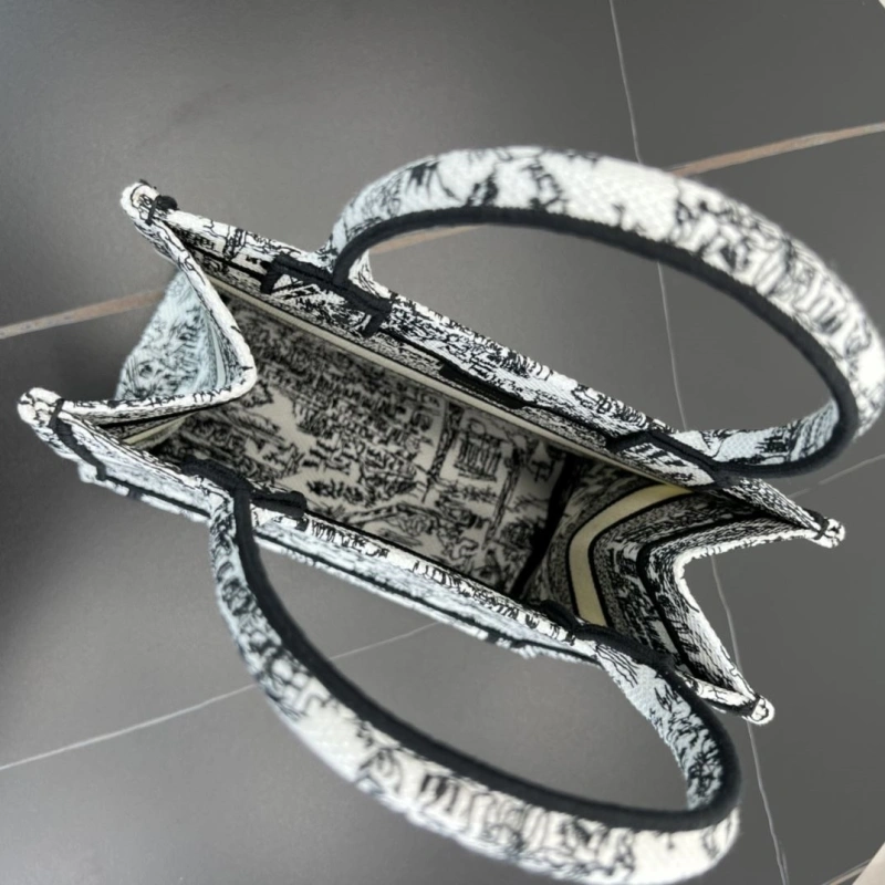 Dior Shopping Bags 4250I-0142