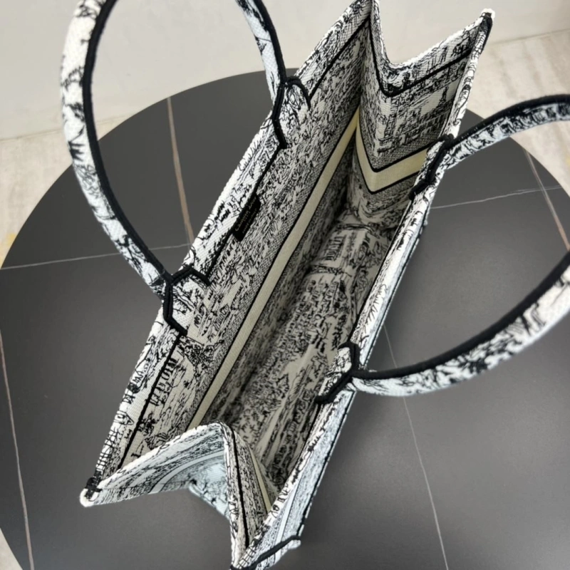 Dior Shopping Bags 4250I-0143