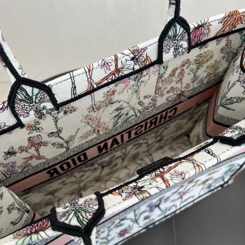 Dior Shopping Bags 4250I-0146