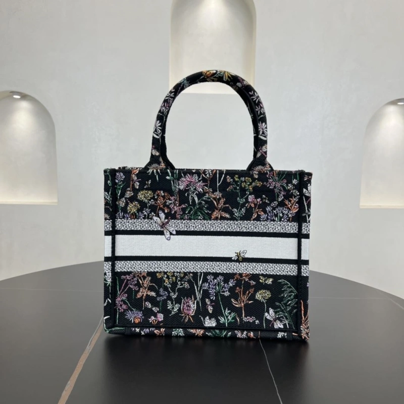 Dior Shopping Bags 4250I-0151