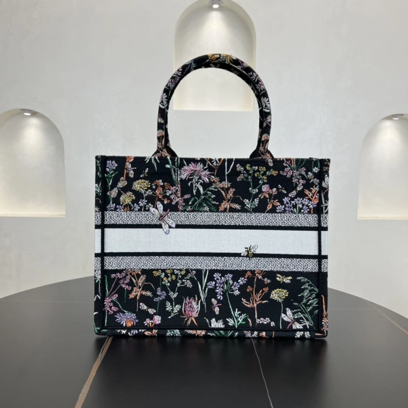 Dior Shopping Bags 4250I-0152