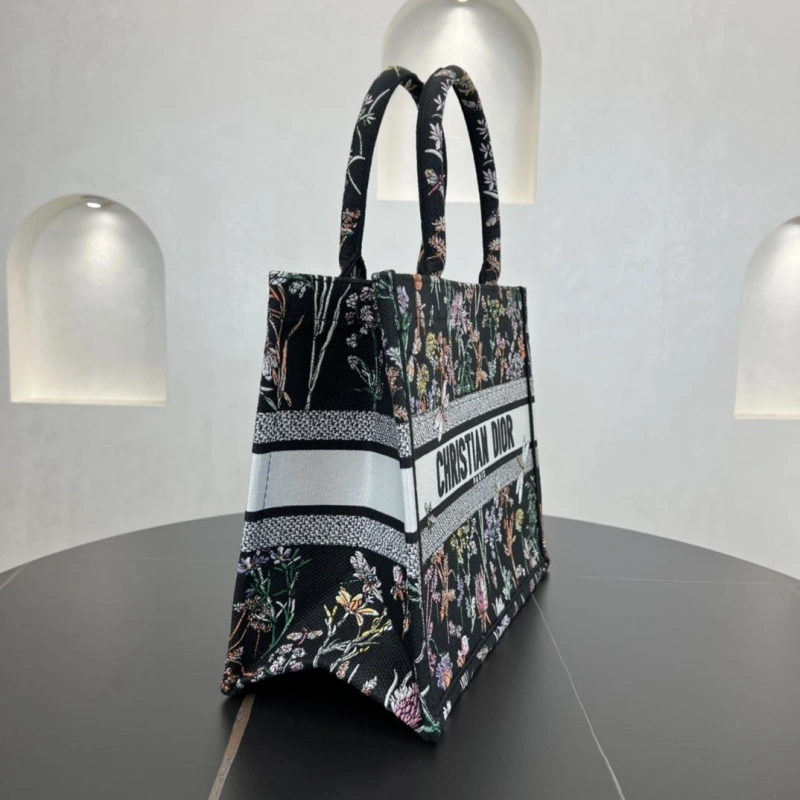 Dior Shopping Bags 4250I-0152