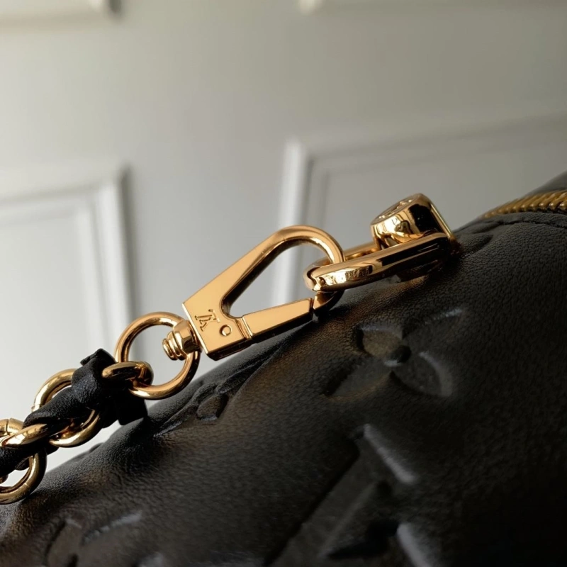 LV Cosmetic Bags 4286A-0042