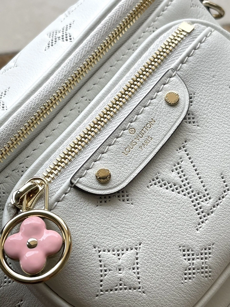 LV Cosmetic Bags 4286A-0109