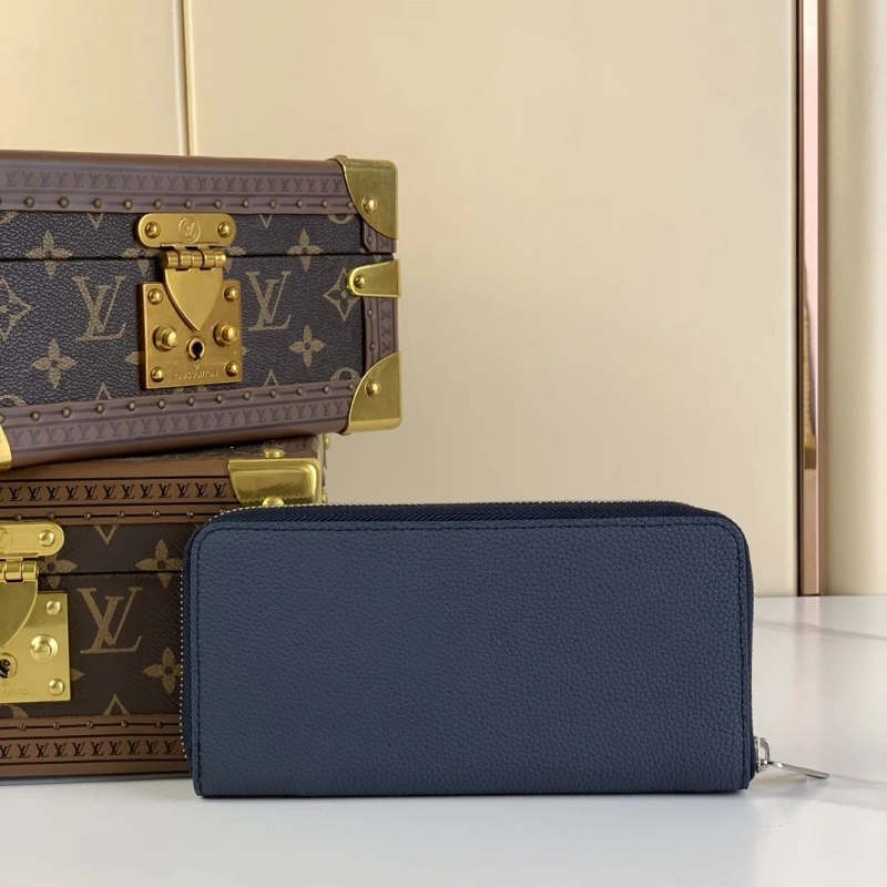 LV Wallets 4286A-0110