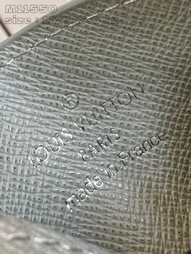 LV Wallets 4286A-0116