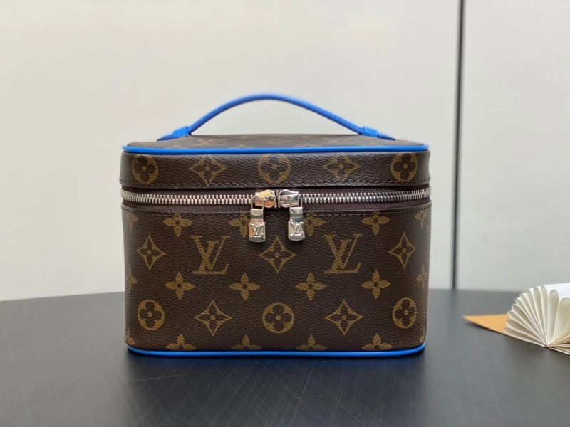 LV Cosmetic Bags 4286A-0153