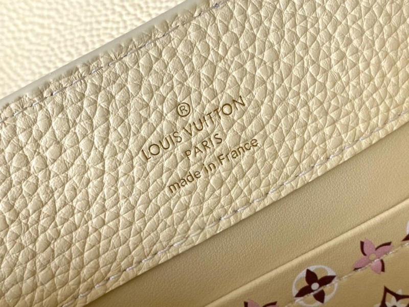 LV Capucines Bags 4286A-0159
