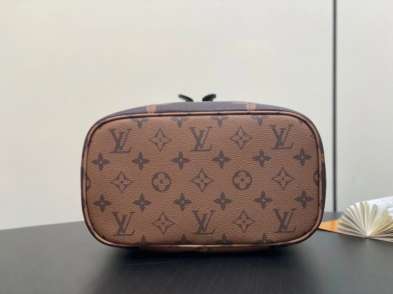 LV Cosmetic Bags 4286A-0172