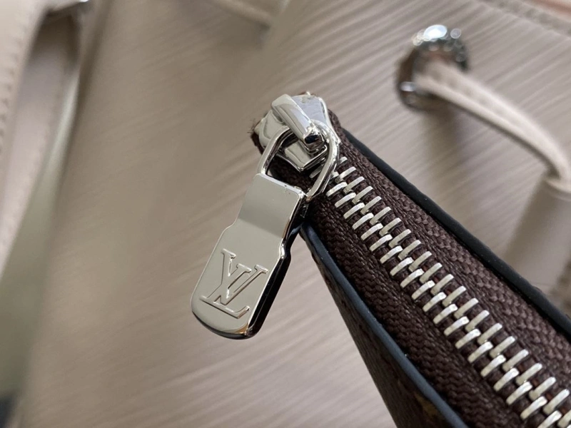 LV Bucket Bags 4286A-0174