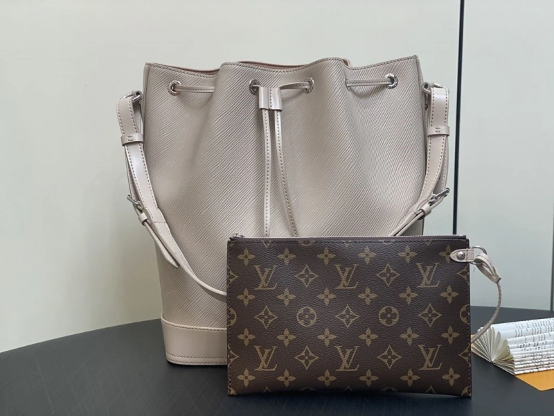 LV Bucket Bags 4286A-0175