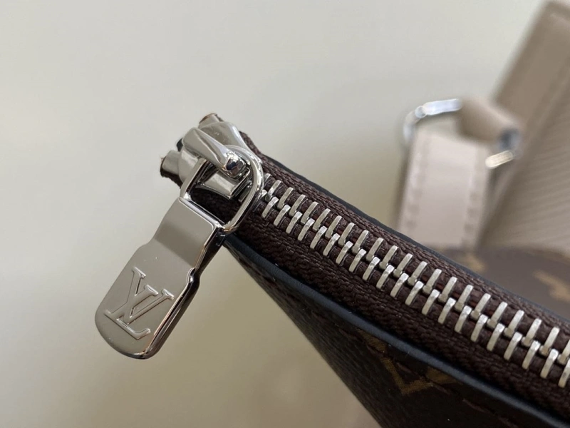 LV Bucket Bags 4286A-0175