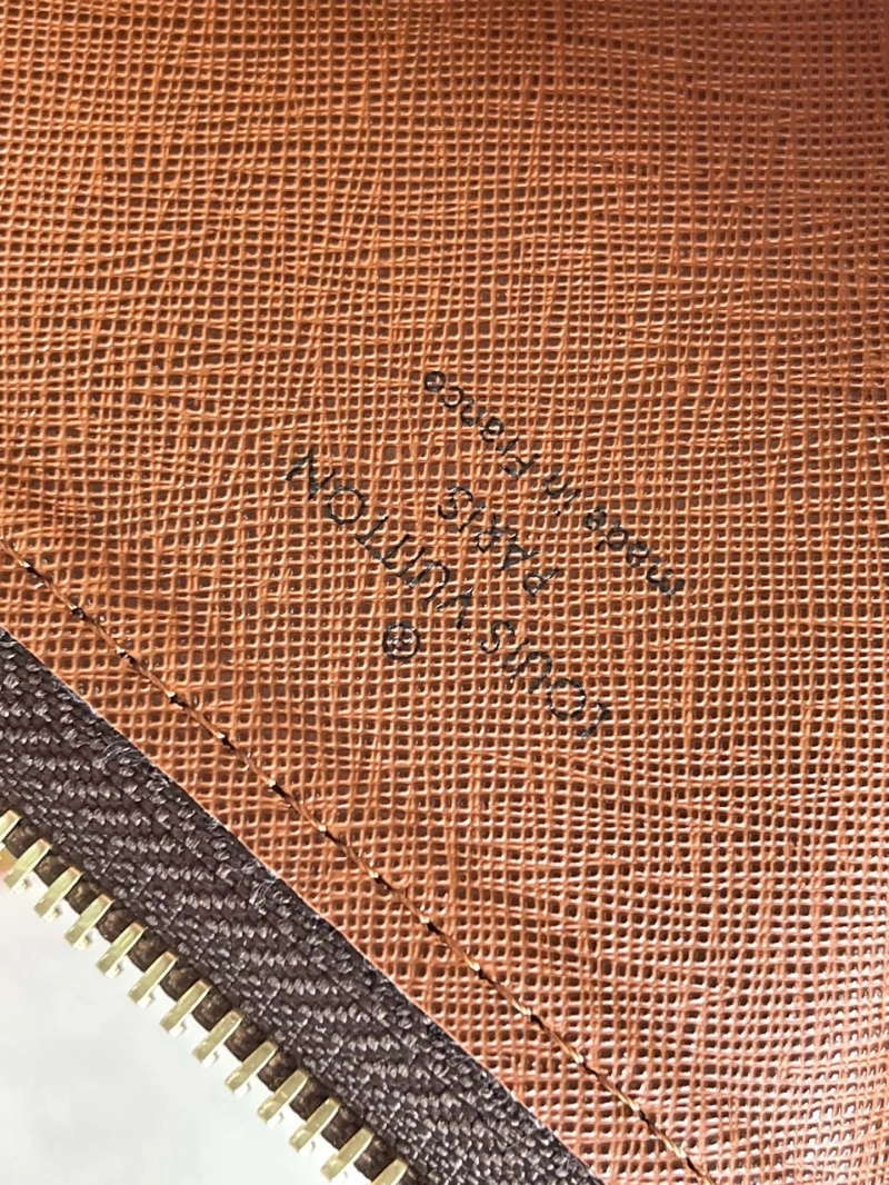 LV Round Bags 4286A-0179