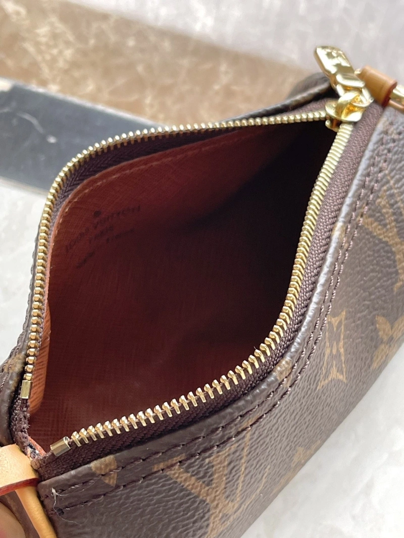 LV Round Bags 4286A-0179