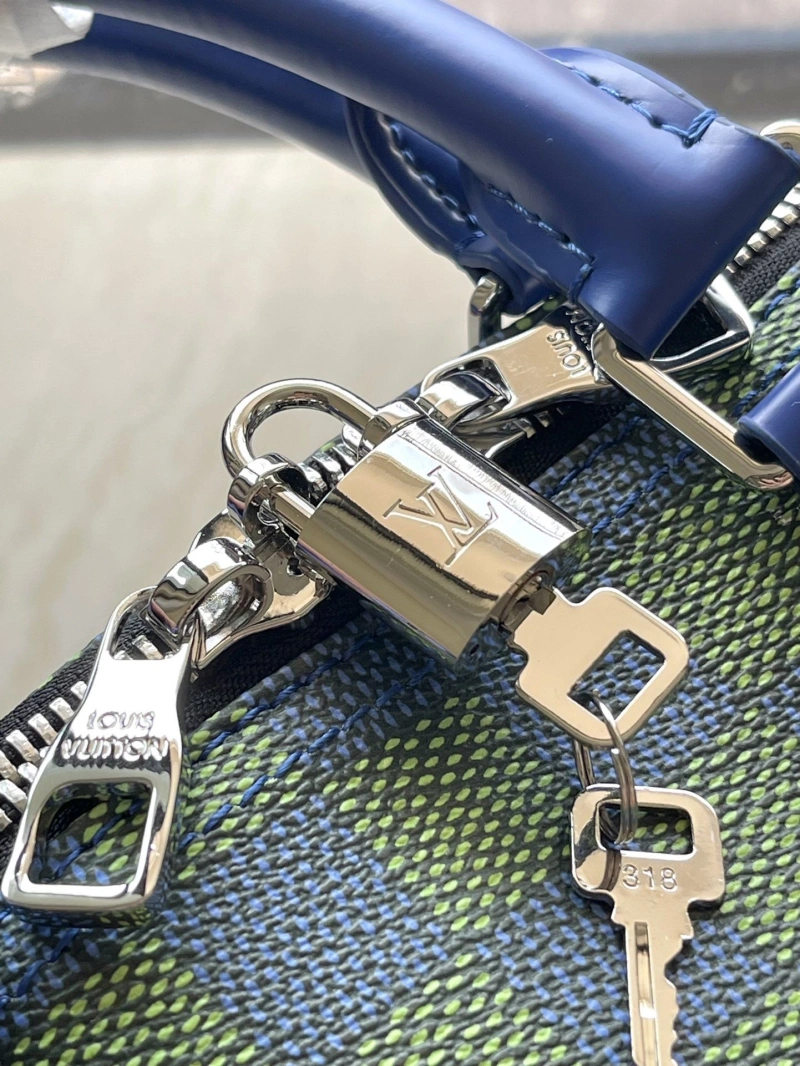 LV Travel Bags 4286A-0196