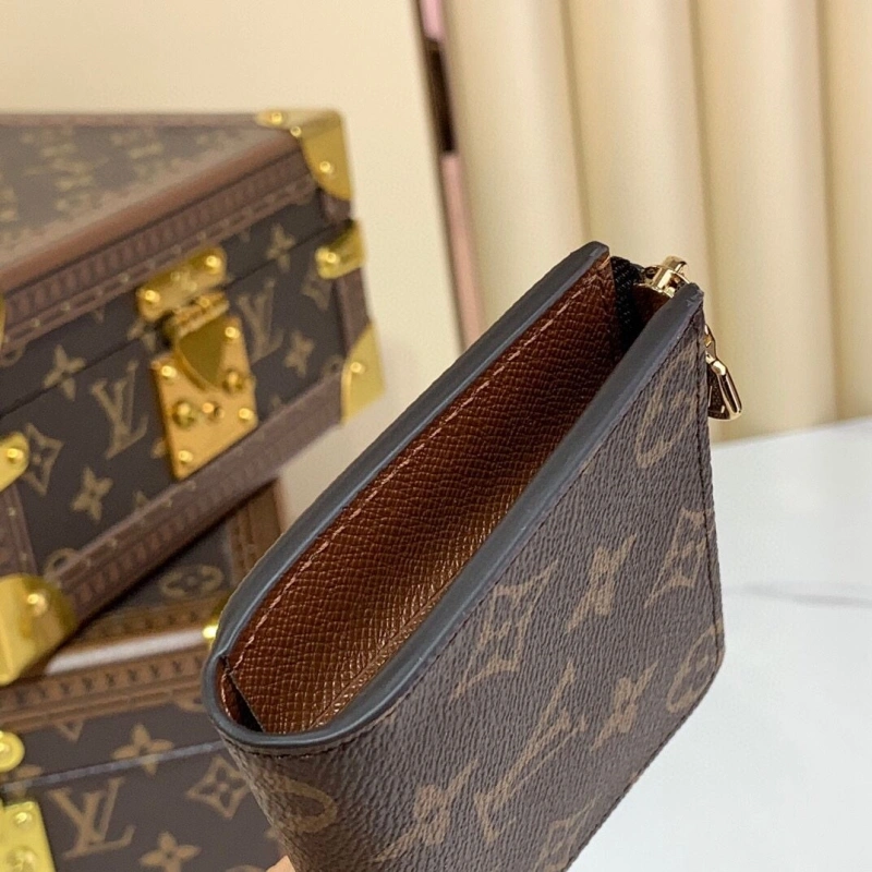 LV Wallets 4286A-0214