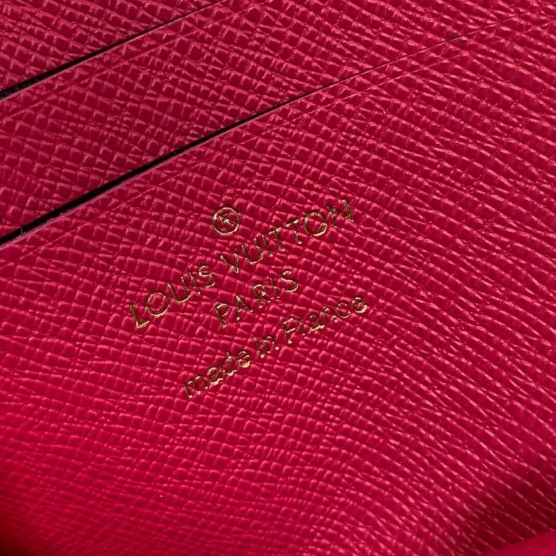 LV Wallets 4286A-0215