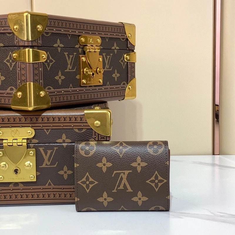LV Wallets 4286A-0219