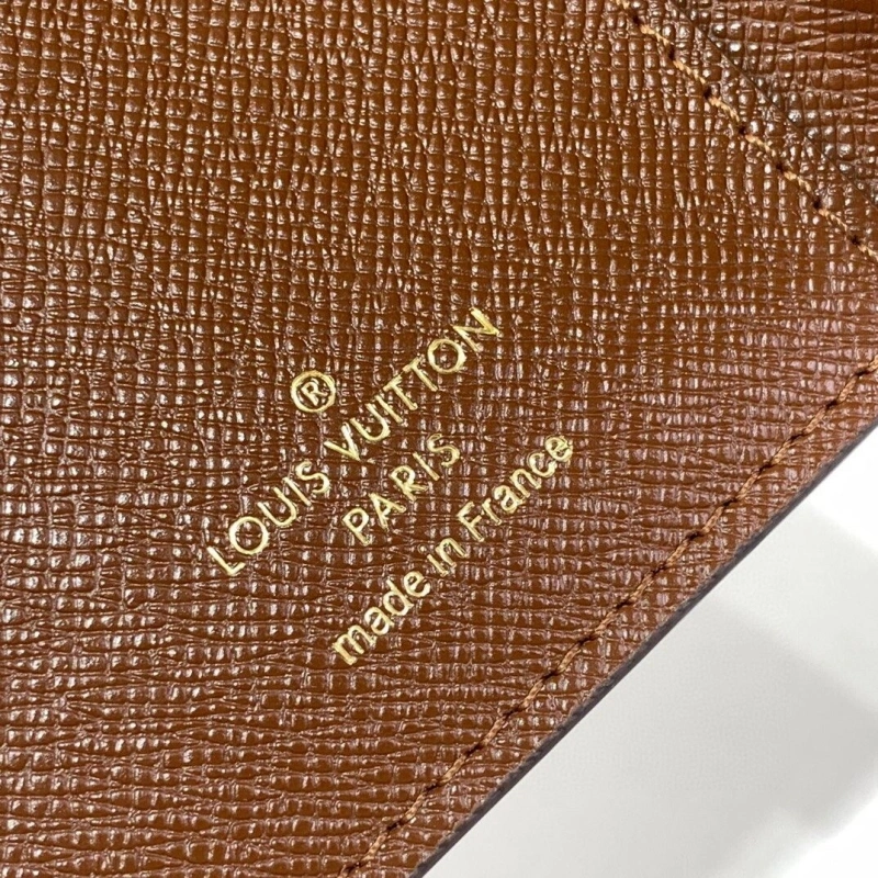 LV Wallets 4286A-0219