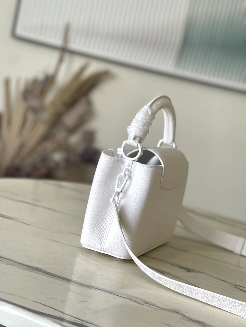 LV Capucines Bags 4286A-0228