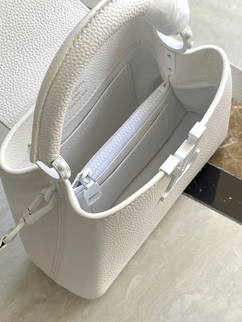 LV Capucines Bags 4286A-0228