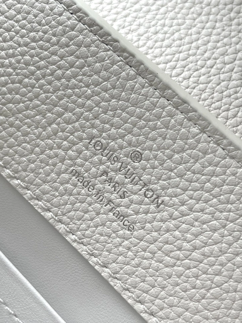 LV Capucines Bags 4286A-0235