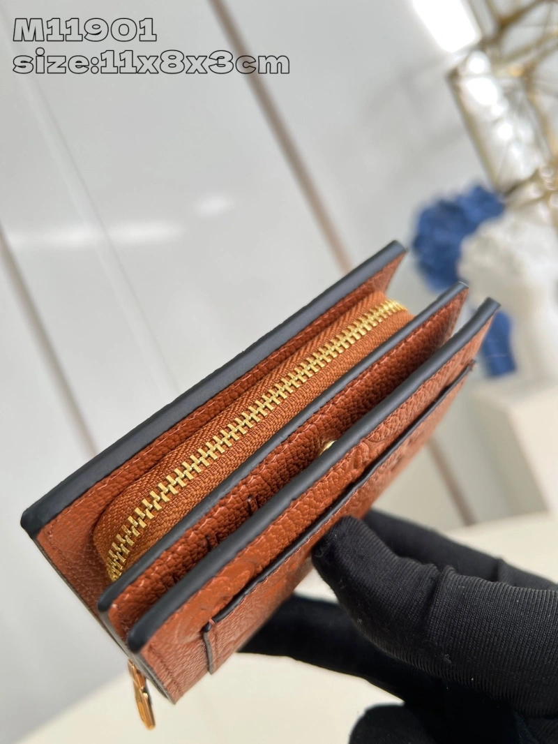 LV Wallets 4286A-0272