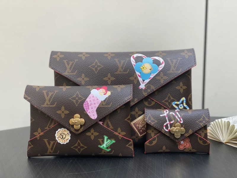 LV Wallets 4286A-0278