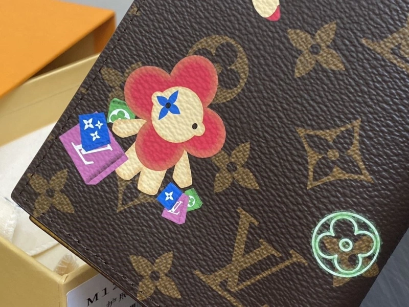 LV Wallets 4286A-0279