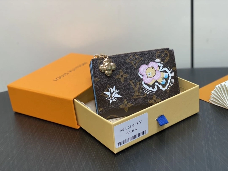 LV Wallets 4286A-0280