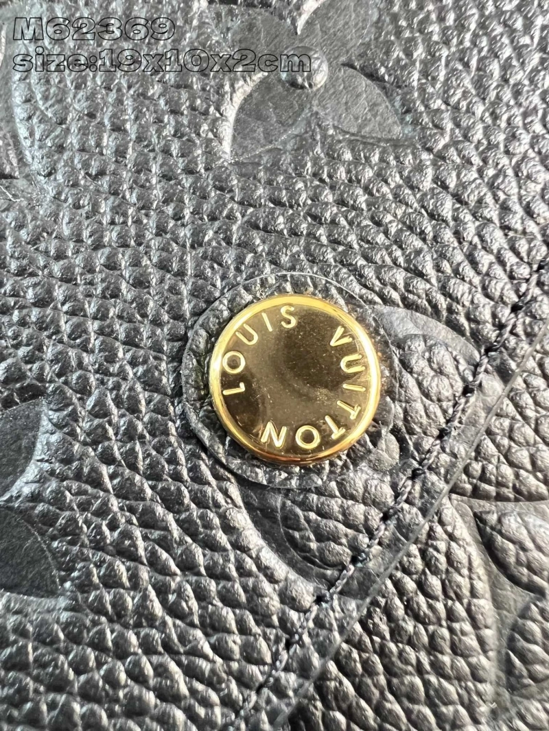 LV Wallets 4286A-0289